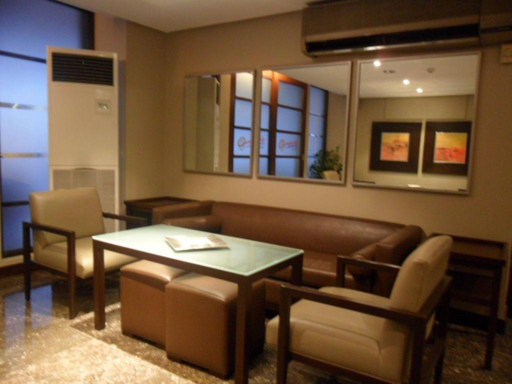 Amorsolo Mansion Hotel Manila Zewnętrze zdjęcie