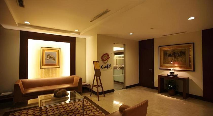 Amorsolo Mansion Hotel Manila Zewnętrze zdjęcie