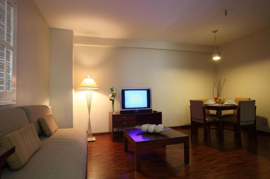 Amorsolo Mansion Hotel Manila Zewnętrze zdjęcie